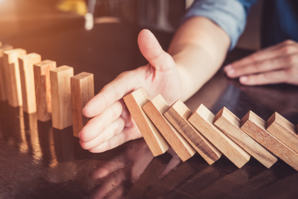 5 Change Management Leadership Skills Every UAE Manager Needs in 2025
